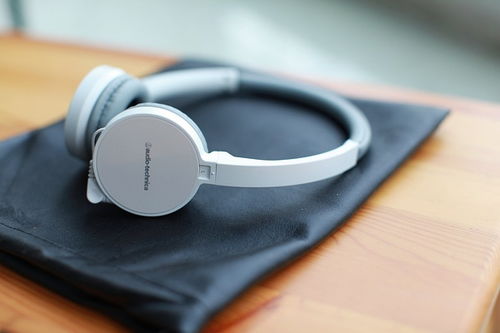 電子產(chǎn)品 連接未來(lái)的科技橋梁